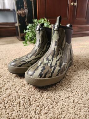 Muck Boot Company Men’s Camouflage Chelsea Rain Boots - Olive/Tan